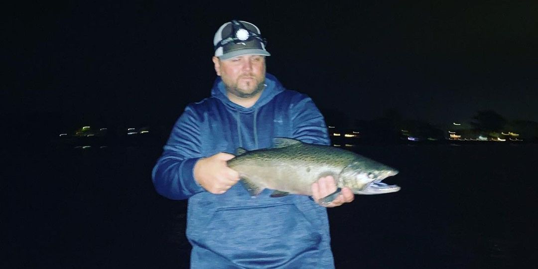 Buffalo Fishing Charters | Private Seasonal 5 Hour Nighttime King Salmon Trip